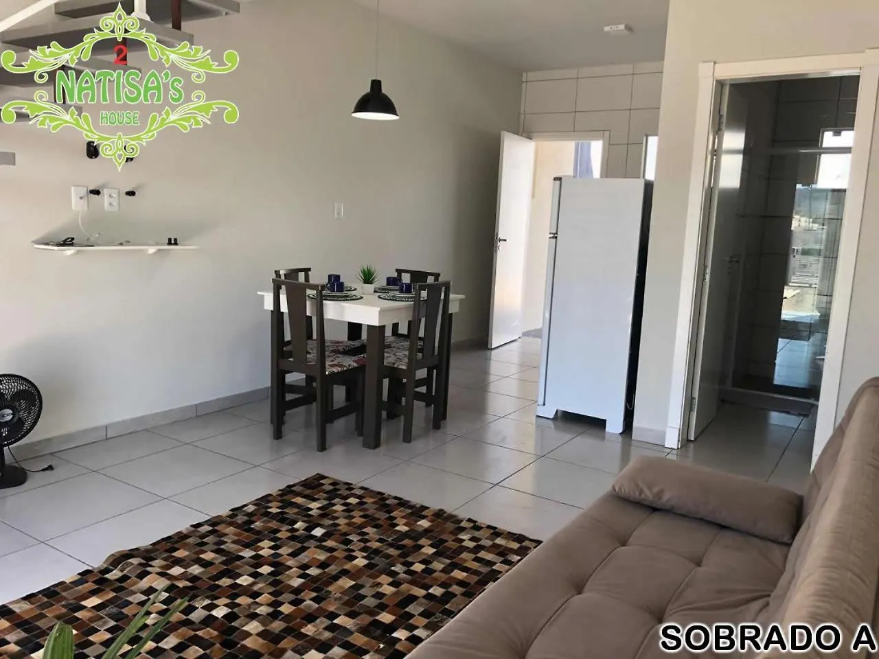 Sobrados Aconchegante Com Piscina 